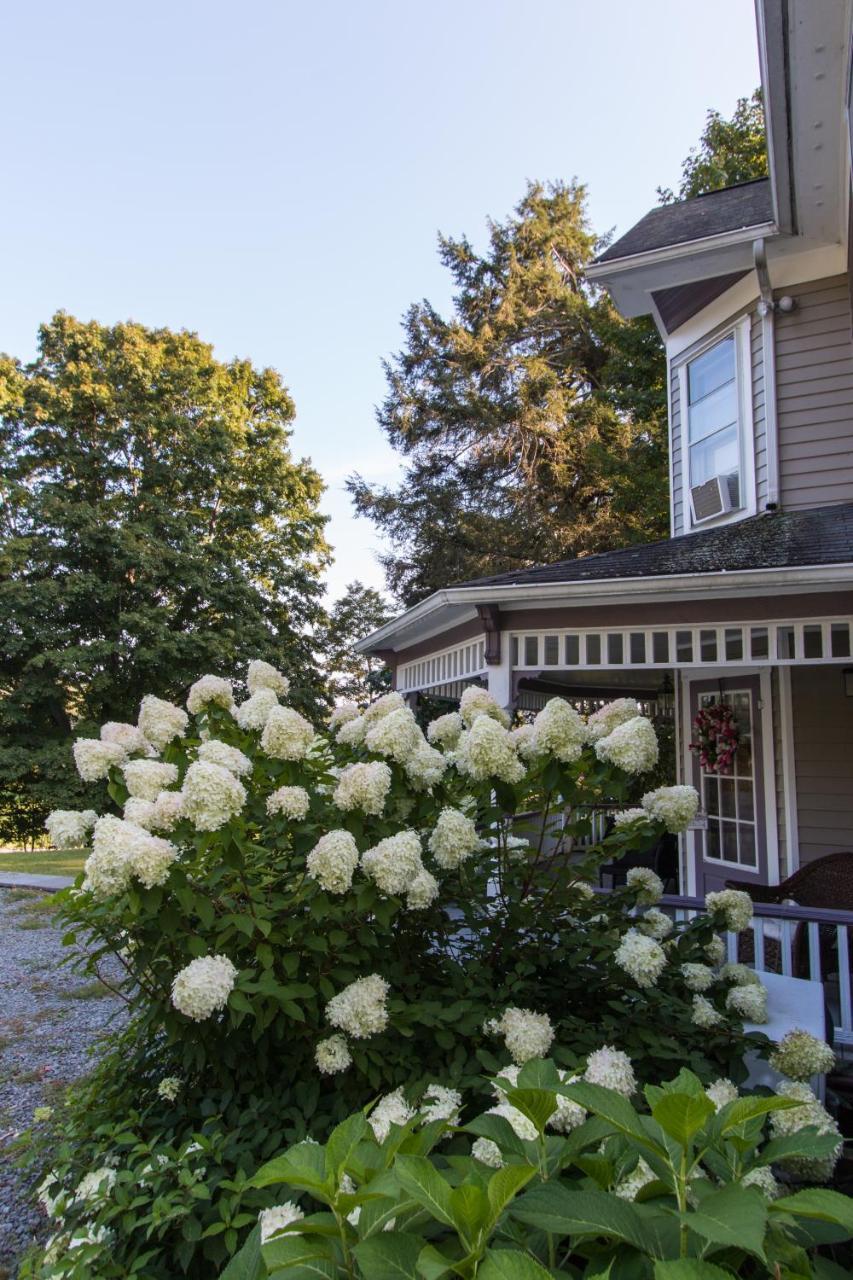 Inn At Tyler Hill Bagian luar foto